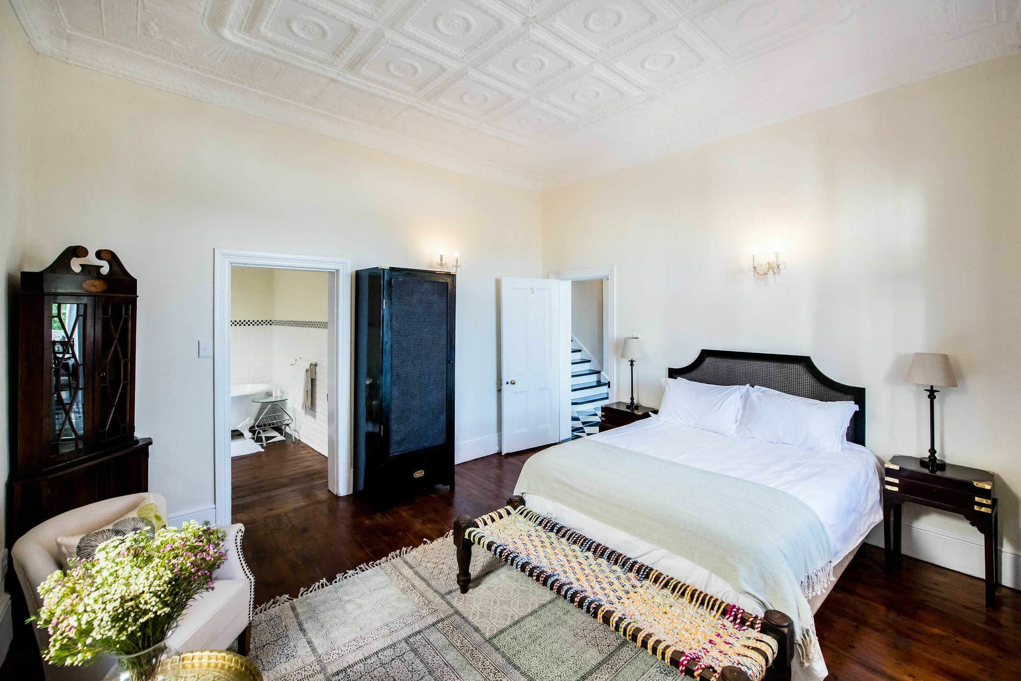 The Inn At Castle Hill Cape Town Exterior photo